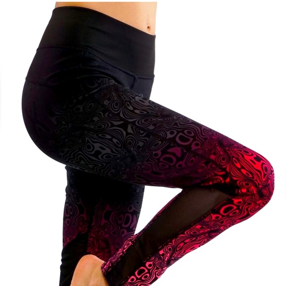❤️NWT❤️PETITE women/girls size S/M🌺Yoga/Workout leggings🌺with mesh cutout - Picture 8 of 8